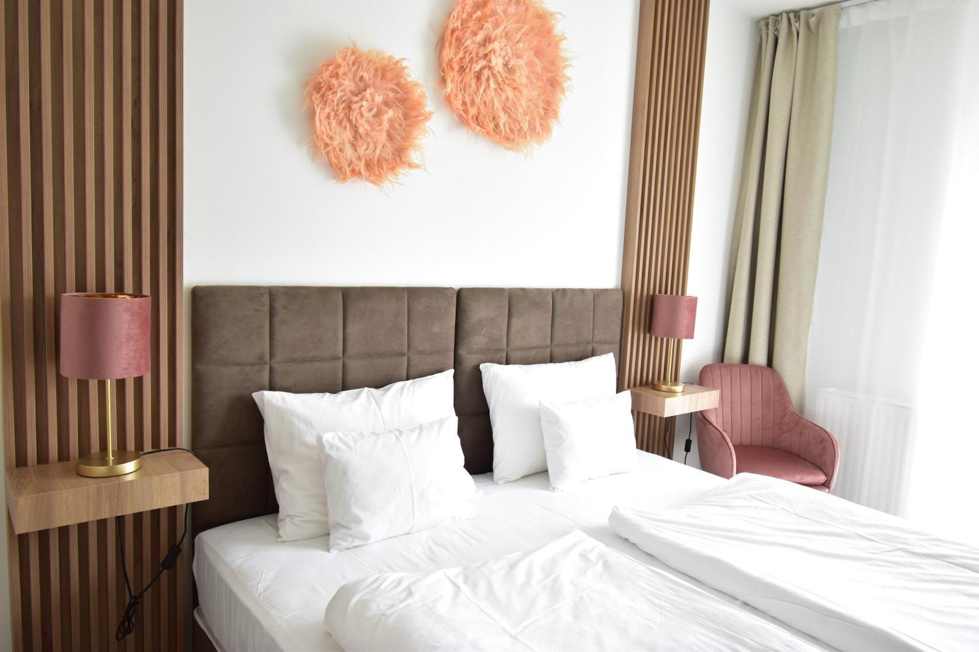 Fonyód Sunset Resort - Lakeside Apartment الغرفة الصورة