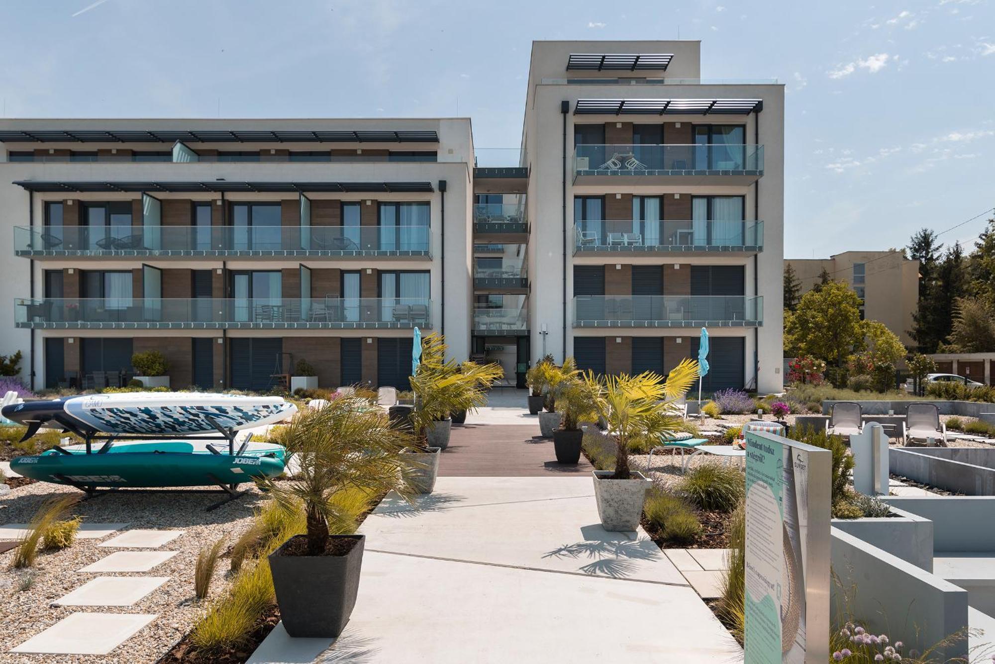 Fonyód Sunset Resort - Lakeside Apartment المظهر الخارجي الصورة