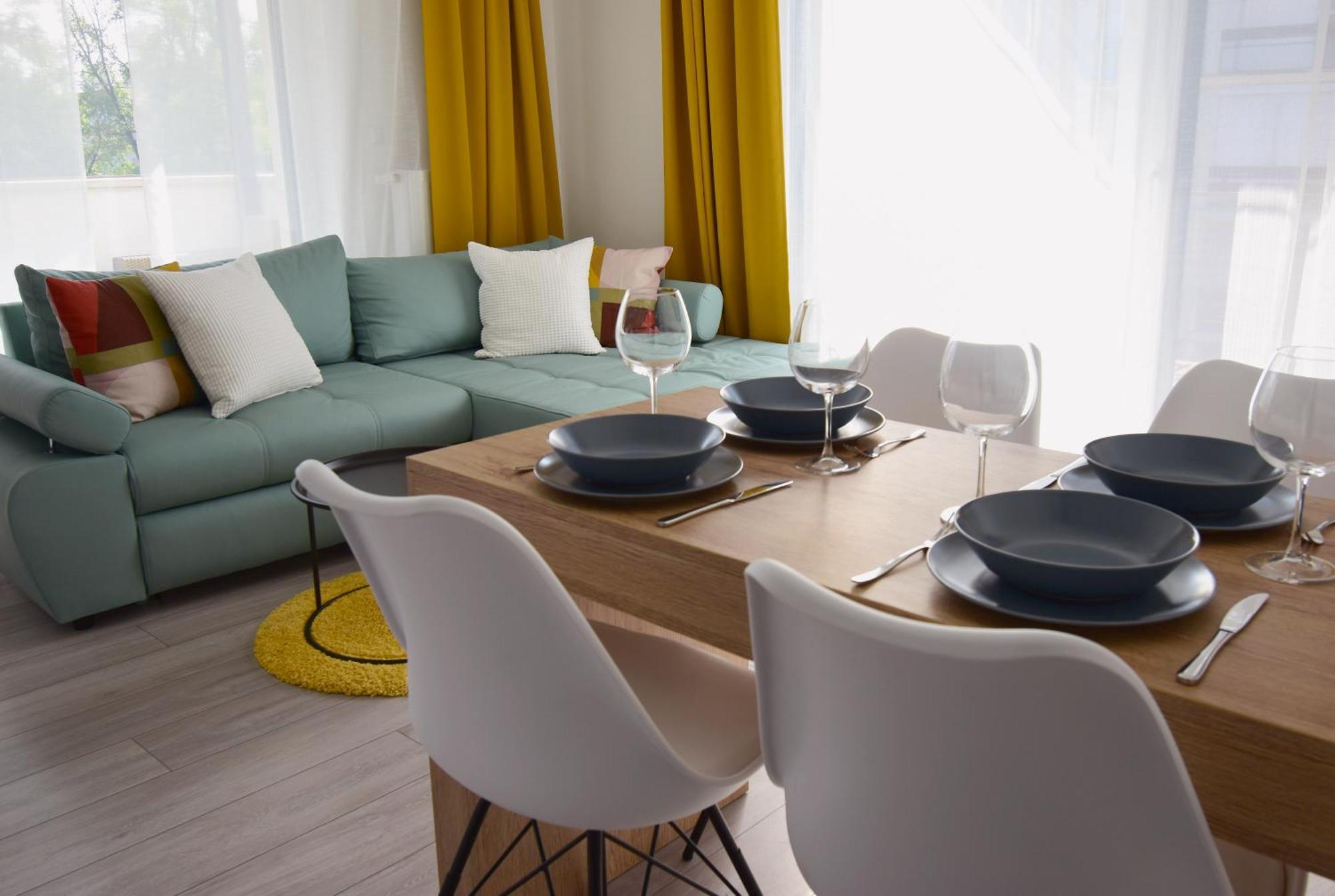 Fonyód Sunset Resort - Lakeside Apartment الغرفة الصورة