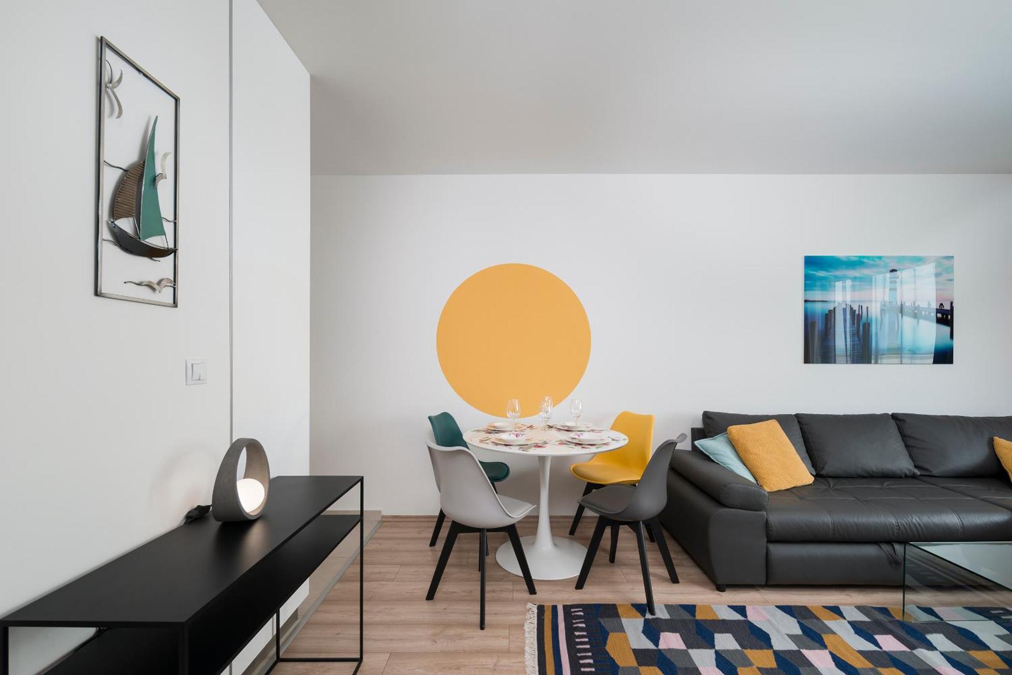 Fonyód Sunset Resort - Lakeside Apartment الغرفة الصورة